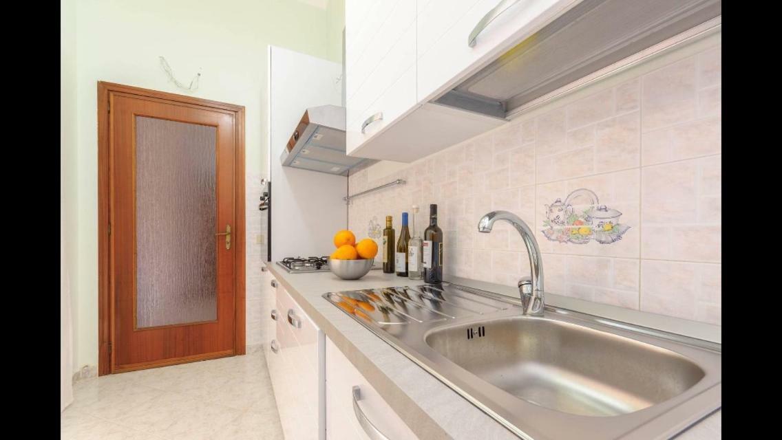 Spacious Modern And Cozy Apartment Trapani Bagian luar foto